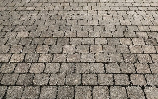 Comment paver sur un patio en béton existant