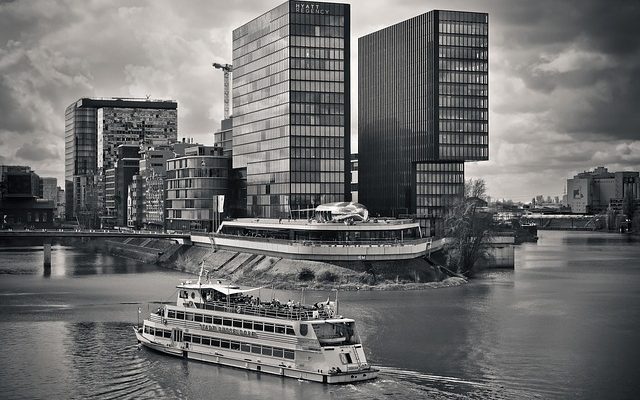 Différence entre un bateau de rivière et un bateau de mer