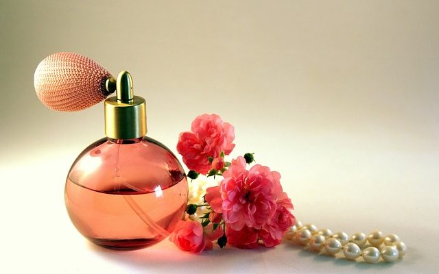 Comment nettoyer les flacons de parfum