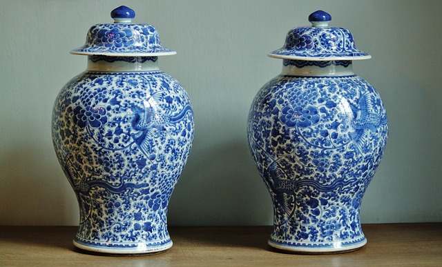 Comment identifier les caractéristiques de la porcelaine de Ming Ming