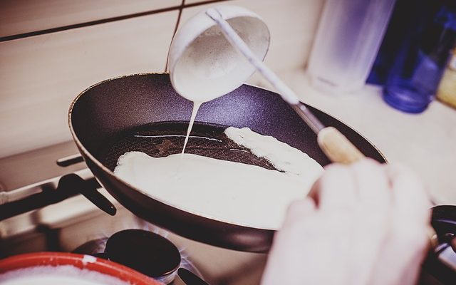 Comment faire des crêpes avec de la pâte à crêpes