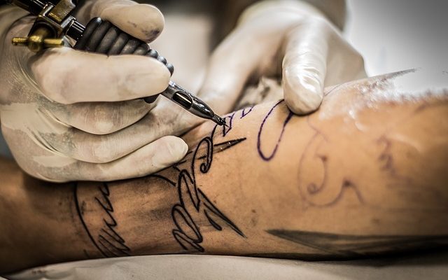 Traitement des allergies à l'encre de tatouage